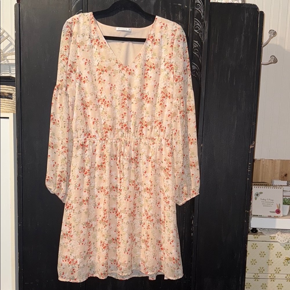 Staccato Cream Floral V-Neck Dress
